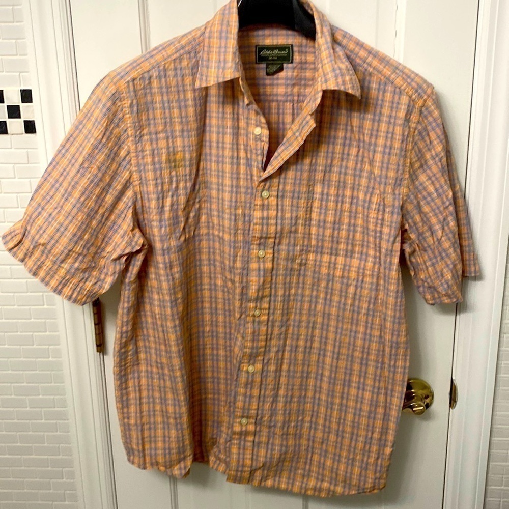 Eddie Bauer peach and blue plaid cotton blend madras short sleeve shirt. Size L.